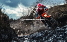 悟空体育官网-绿茵传奇骤然失色，德甲巨星巅峰断崖引无尽唏嘘